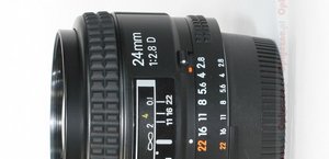 Nikon Nikkor AF 24 mm f/2.8D
