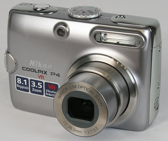 Nikon Coolpix P4 - Wygląd i jakość wykonania Nikon Coolpix P4 - Wygląd i jakość wykonania