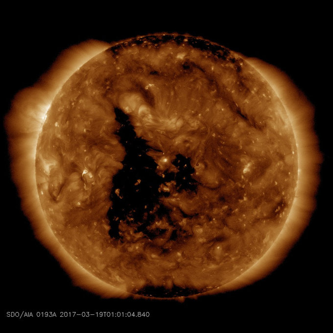 Fotografowanie zorzy polarnej - poradnik - Jak polowa�?