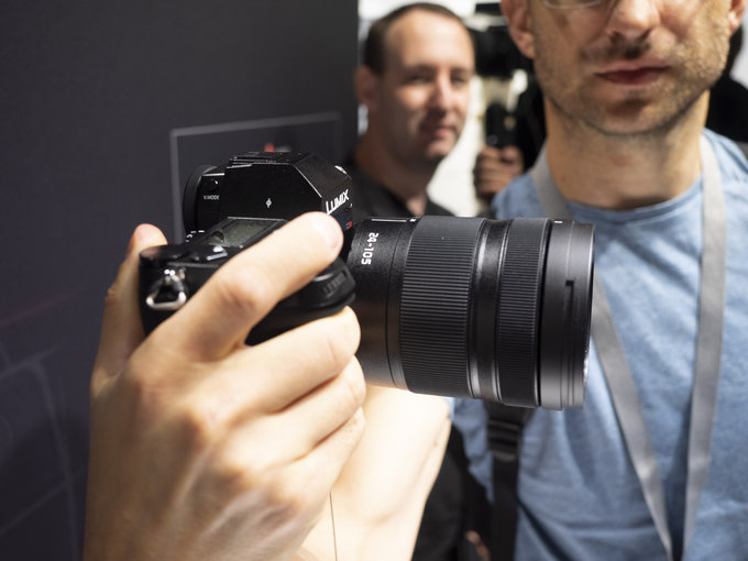 Panasonic LUMIX S1R w naszych r�kach