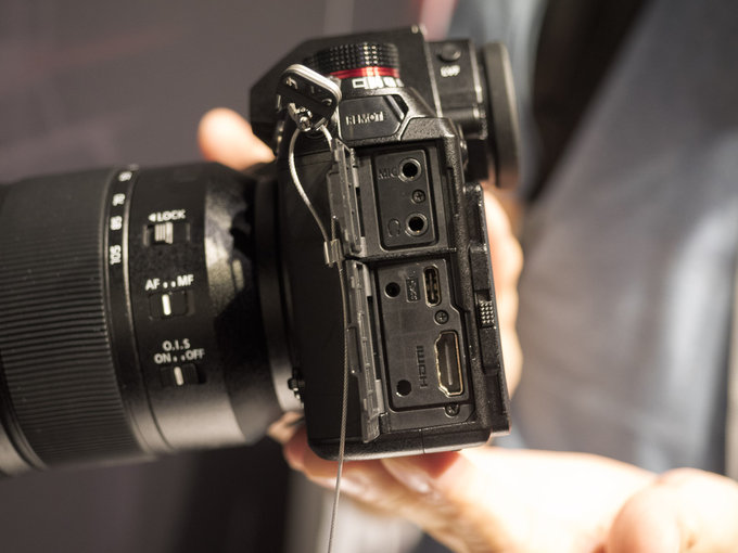 Panasonic LUMIX S1R w naszych r�kach