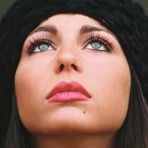 Faces. Retusz zdj�� portretowych - Retuszowanie ciemnych kr�g�w pod oczami