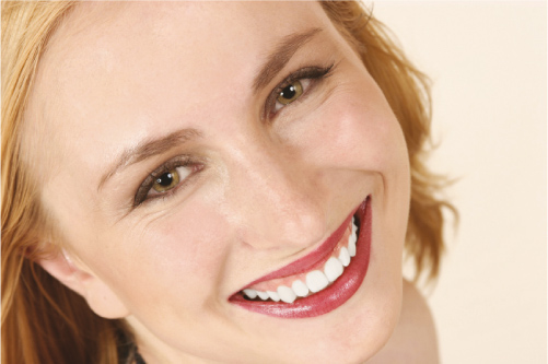 Faces. Retusz zdj�� portretowych - Wybielanie z�b�w