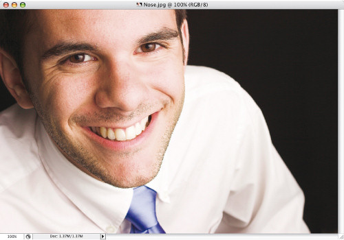 Faces. Retusz zdj�� portretowych - Najprostszy spos�b na cyfrow� operacj� nosa