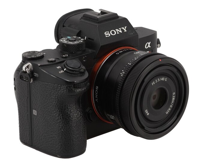 Sony FE 40 mm f/2.5 G - Wst�p