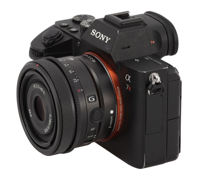 Sony FE 40 mm f/2.5 G - Wst�p