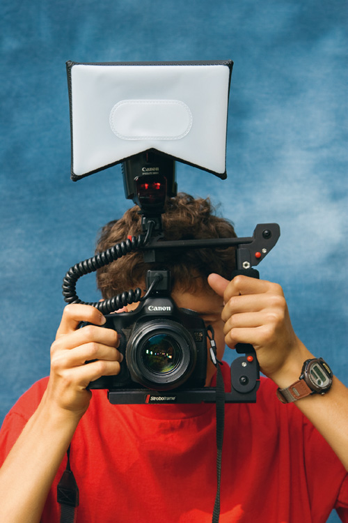 Sztuka fotografowania ludzi - fotografia we wn�trzach - Podstawowe techniki pracy z lamp� b�yskow�