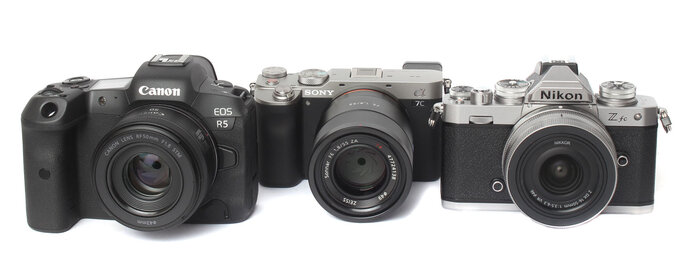 Jaki kupić aparat fotograficzny na prezent? - Porady sklepu fotograficznego e-oko.pl Jaki kupić aparat fotograficzny na prezent? - Porady sklepu fotograficznego e-oko.pl