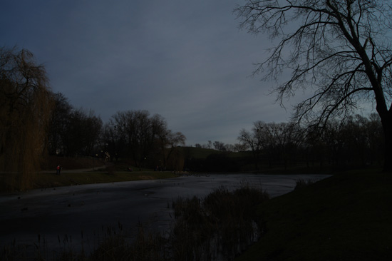 Fotografowanie scen o du�ej rozpi�to�ci tonalnej - Fotoszko�a Sony: Lekcja 3