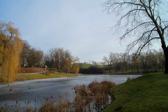 Fotografowanie scen o du�ej rozpi�to�ci tonalnej - Fotoszko�a Sony: Lekcja 3