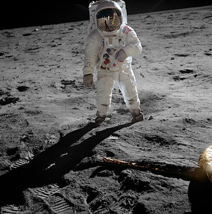 Historia jednej fotografii - Czowiek na Ksiycu - Aldrin i Armstrong na Ksiycu