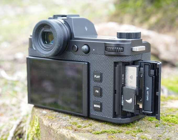 Leica SL3 w naszych r�kach - Leica SL3 w naszych r�kach