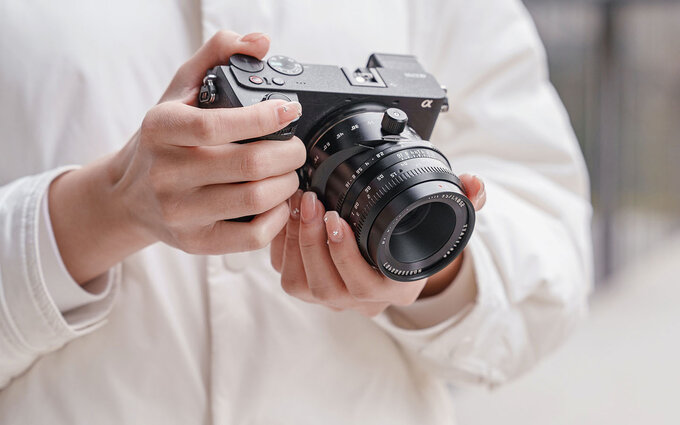 TTartisan Tilt 35 mm f/1.4 APS-C TTartisan Tilt 35 mm f/1.4 APS-C