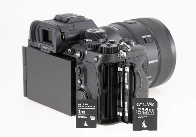 Sony A7 V w naszych r�kach - Sony A7 V w naszych r�kach