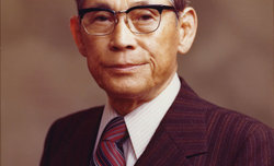 Od makaronu do NX Mini, czyli 86 lat Samsung Electronics