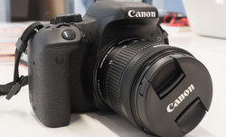 Canon EOS 800D w naszych r�kach