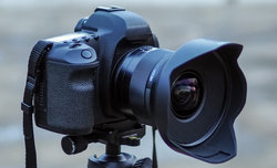 Irix 15 mm f/2.4 Blackstone jako uniwersalny obiektyw szerokok�tny