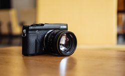 Kamlan 50 mm f/1.1 - jasna sta�ka na ka�d� kiesze�