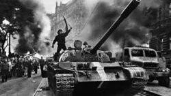 Historia jednej fotografii - Josef Koudelka – Inwazja
