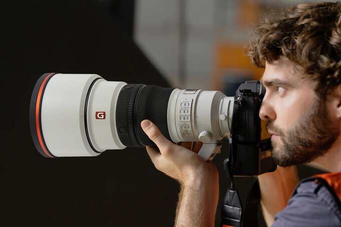 Sony FE 300 mm f/2.8 GM OSS